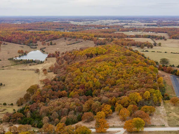 000 Grover Street, Phillipsburg, MO 65722