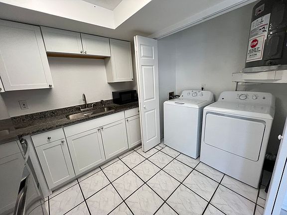 4th image of 2773 Cypress Dr #A