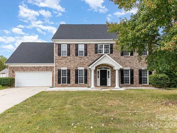 2545 Thomasson Place Cir, Charlotte, NC 28213