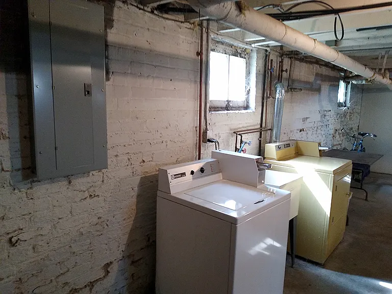 185 W Cambourne St #1 — Photo 10