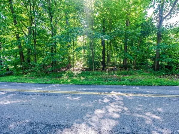 34 Mahopac Avenue, Amawalk, NY 10501