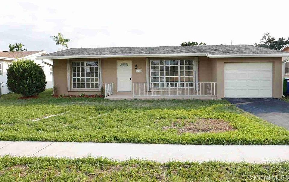 1st image of 12370 NW 30th St