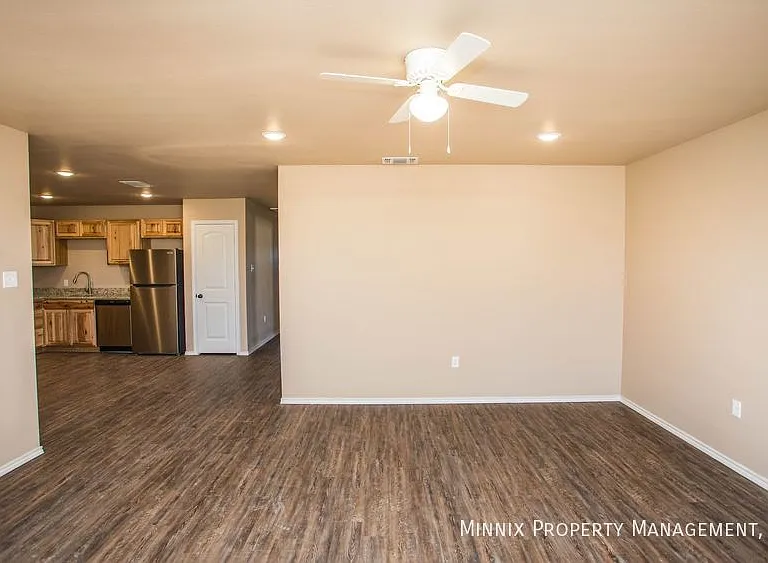 2508 N Avenue P — Photo 27