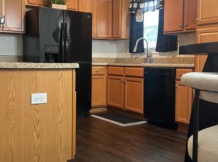 313 Kingdom Estates Dr, Fayetteville, NC 28301