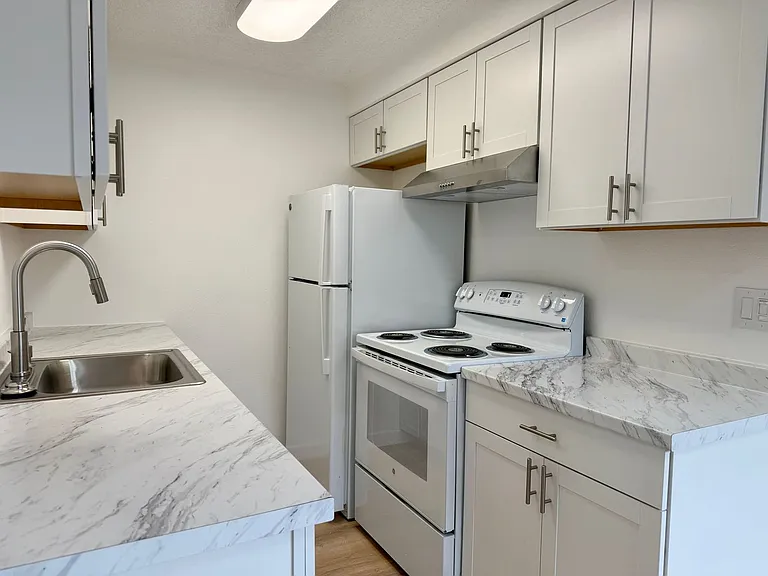 1443 DK NW 61st Street — Photo 7