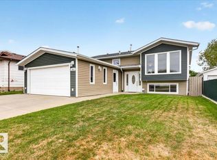 1815 42nd St NW, Edmonton, AB T6L3H6