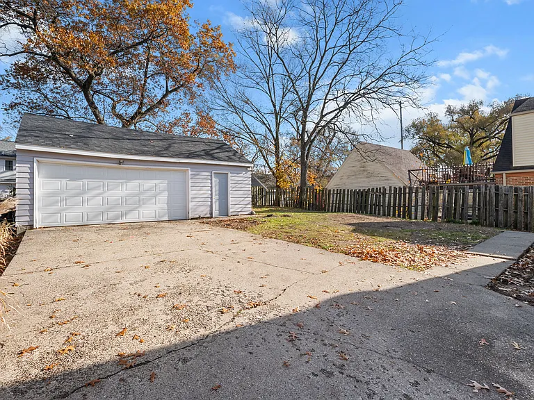 Massive 2-car garage