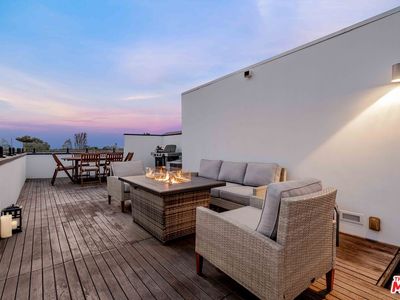 3964 1/2 Beethoven St, Los Angeles, CA, 90066