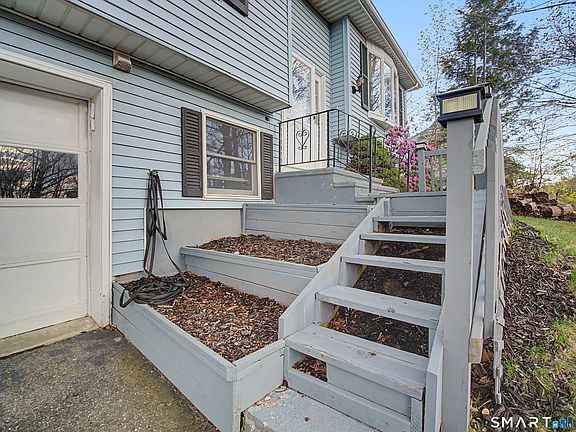 3rd image of 134 Roulin Street