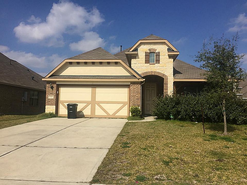 1st image of 23610 Starbridge Lake Ln