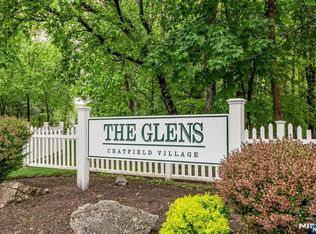 412 Chatfield Dr #412, Pompton Plains, NJ 07444