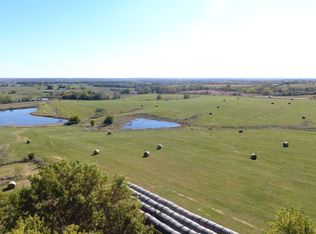 15791 Nuthatch Ave, Grant City, MO 64456