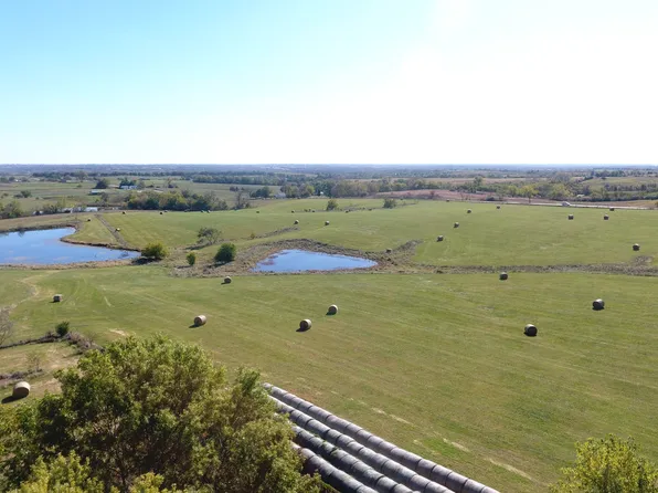 15791 Nuthatch Ave, Grant City, MO 64456