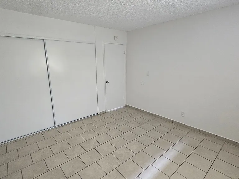 Baldwin Apartments — Photo 18