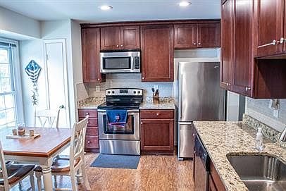 2nd image of 2819 Shawn Leigh Dr #1