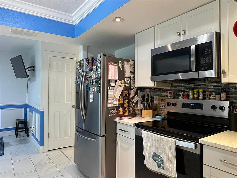 818 Mendoza Dr — Photo 22