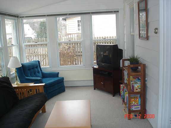 4th image of 1439 Lawndale Ave