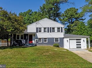8602 Cushman Pl, Alexandria, VA 22308