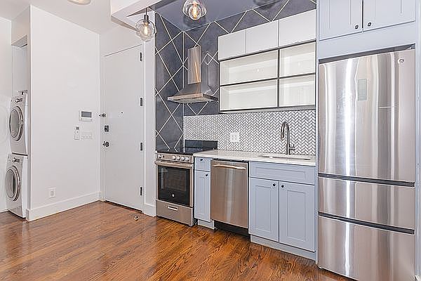 1st image of 85 Graham Ave #3C