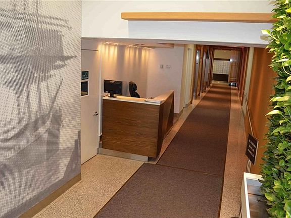 3rd image of 164-168 Pearl St #4D