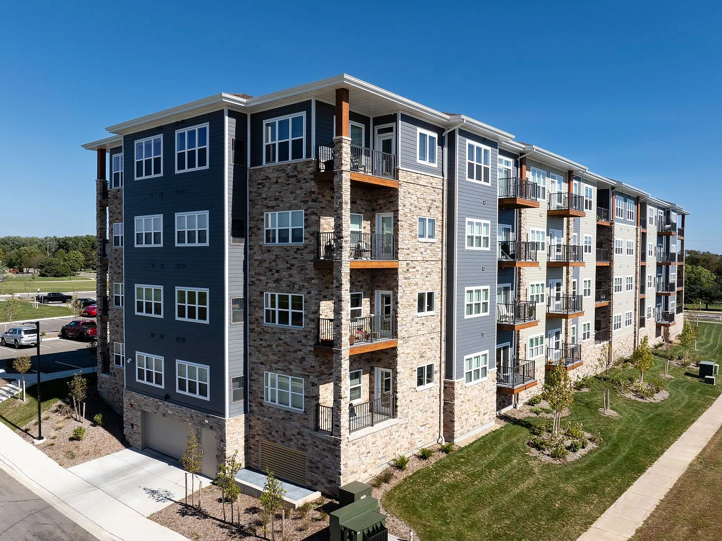 Colorado Commons - 143 N Wildwood St — Photo 1