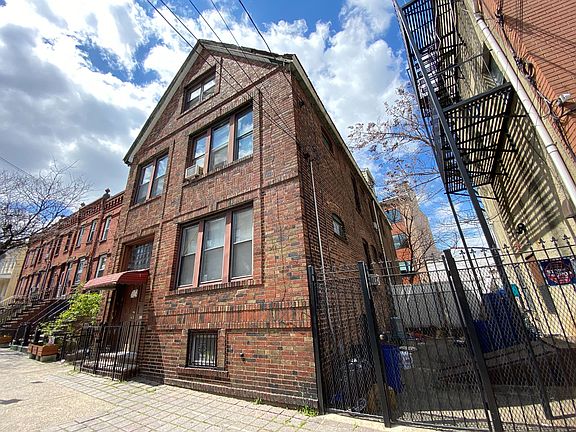 2nd image of 29 Crescent Ave #31