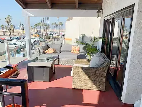 319 Ocean Front Walk #3
