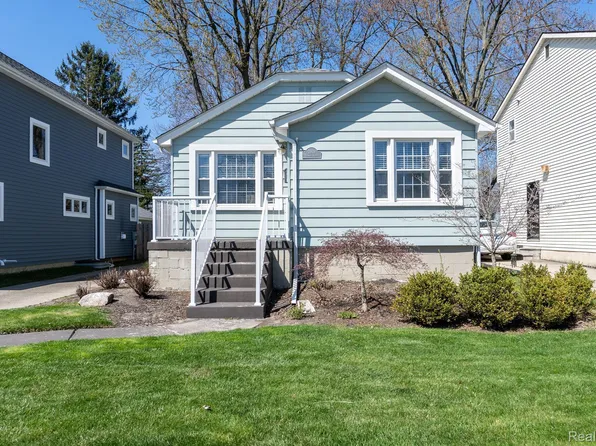 2939 Thomas Ave, Berkley, MI 48072