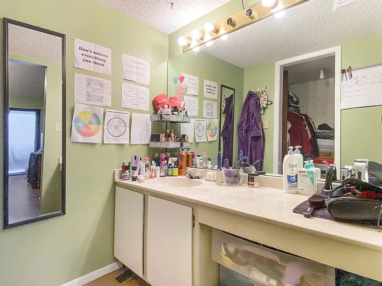 2105 Melrose Dr — Photo 20