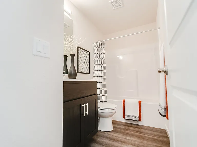 1439 Park West Ct #202 — Photo 41