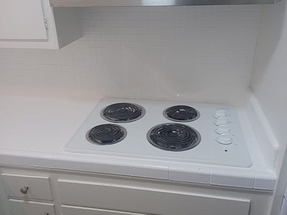 5th image of 4312 Colfax Ave APT 23