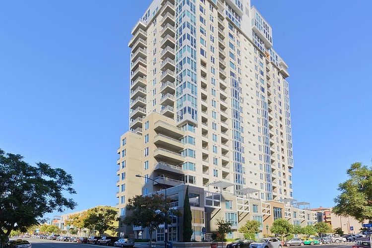1st image of 300 W Beech St Unit 207
