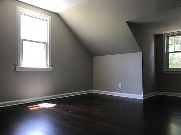Upstairs bedroom