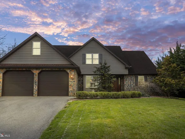 1636 Alphin Way, Greencastle, PA 17225