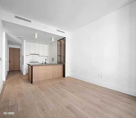 Sold by Citi Habitats | media 4