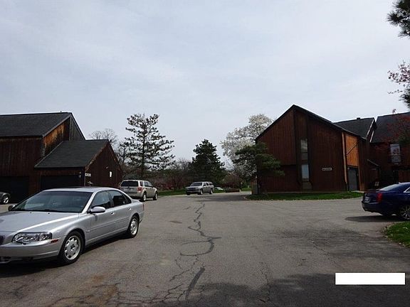 5th image of 4794 Crazy Horse Ln