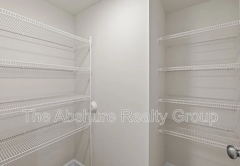 35 Village Edge Dr — Photo 21