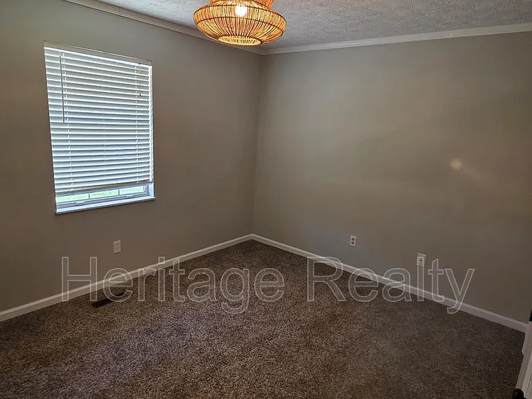 5509 Springridge Ln — Photo 7