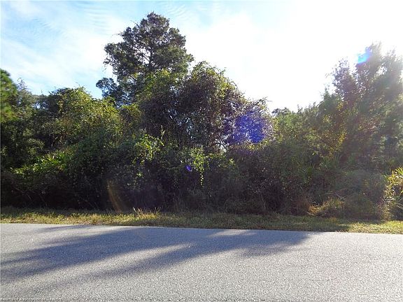 5th image of 1623 Chatsworth St