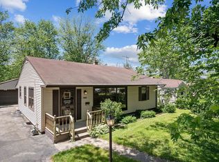 1432 Vincennes St, Crete, IL 60417