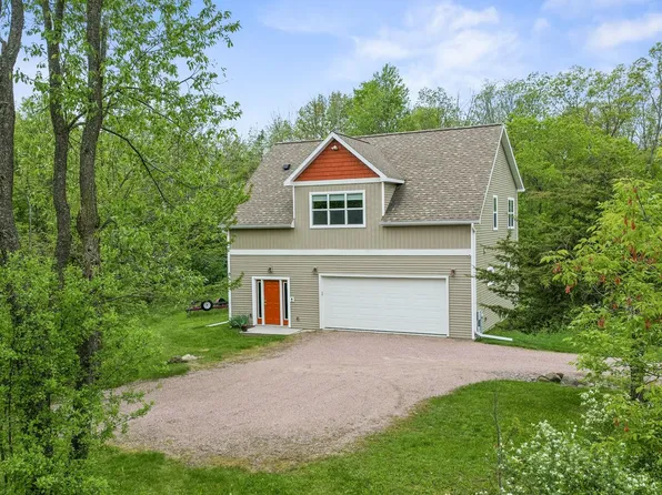 S5665 Devils Crown Dr, Baraboo, WI 53913