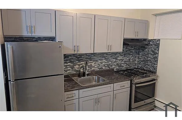 Building Photo - 3610 Neptune Ave #1