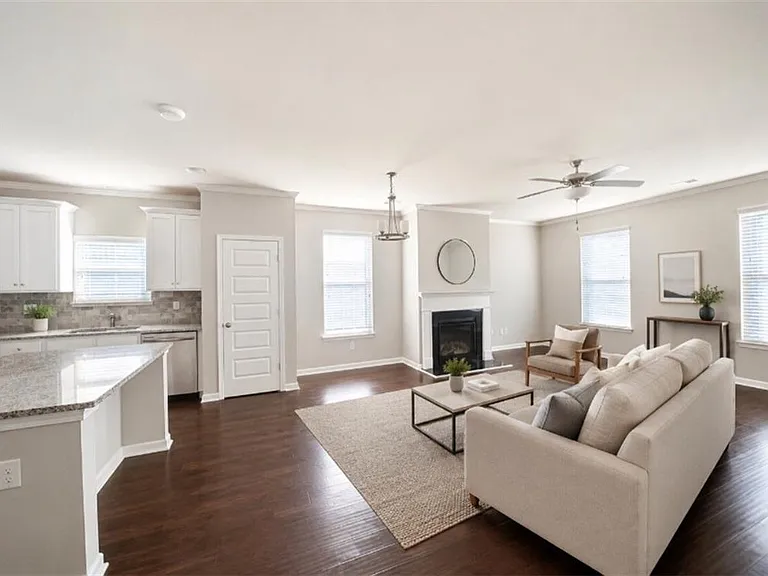 4320 Sunny Oak Pl — Photo 1