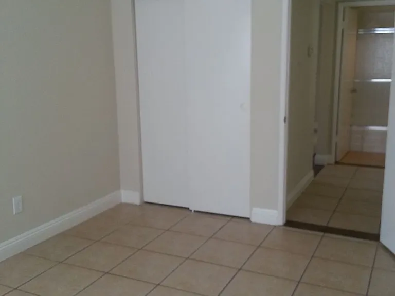 Villa Gardens Apts - Carmel Palm, LP — Photo 8