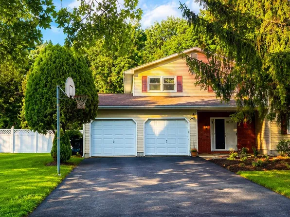 4 Alexander Road, East Brunswick, NJ 08816