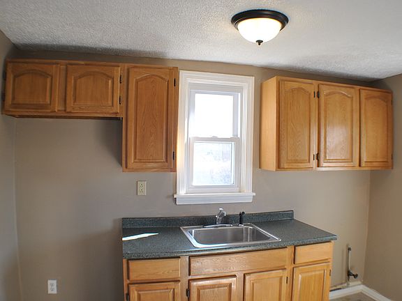 4th image of 702 E Pgh McK Blvd