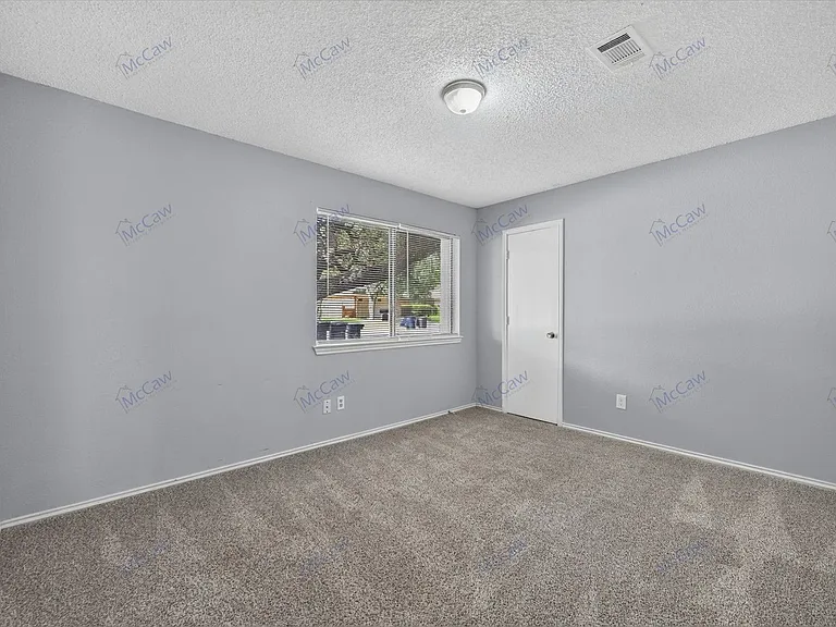 2913 Green Ridge St — Photo 15