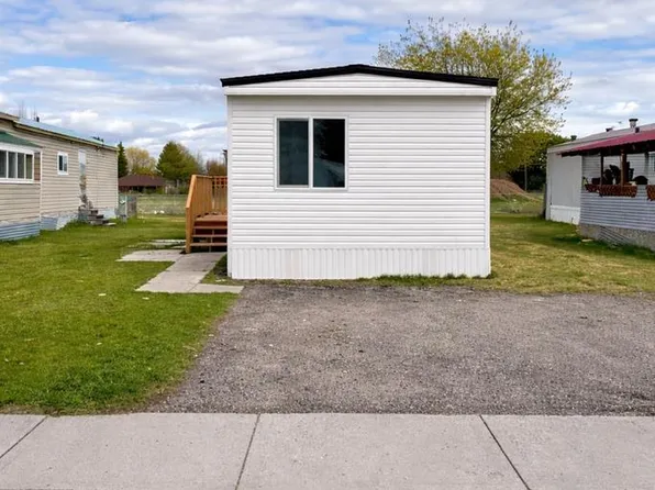 275 W Oak St Trailer 55, Shelley, ID 83274