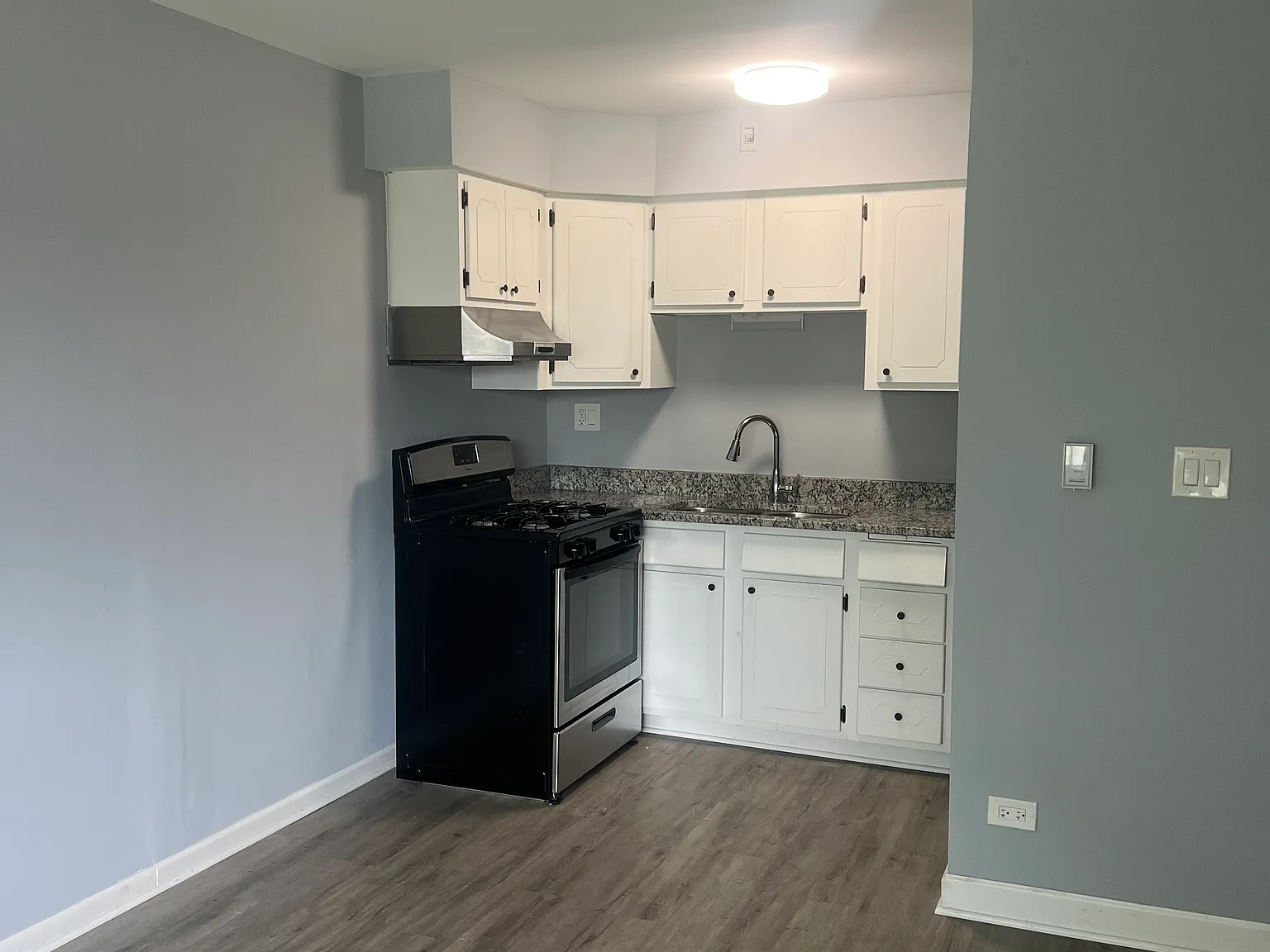 1 bed, 600 sqft, $1,400 — Photo 4