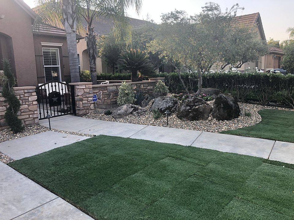 Courtyard and entryway
